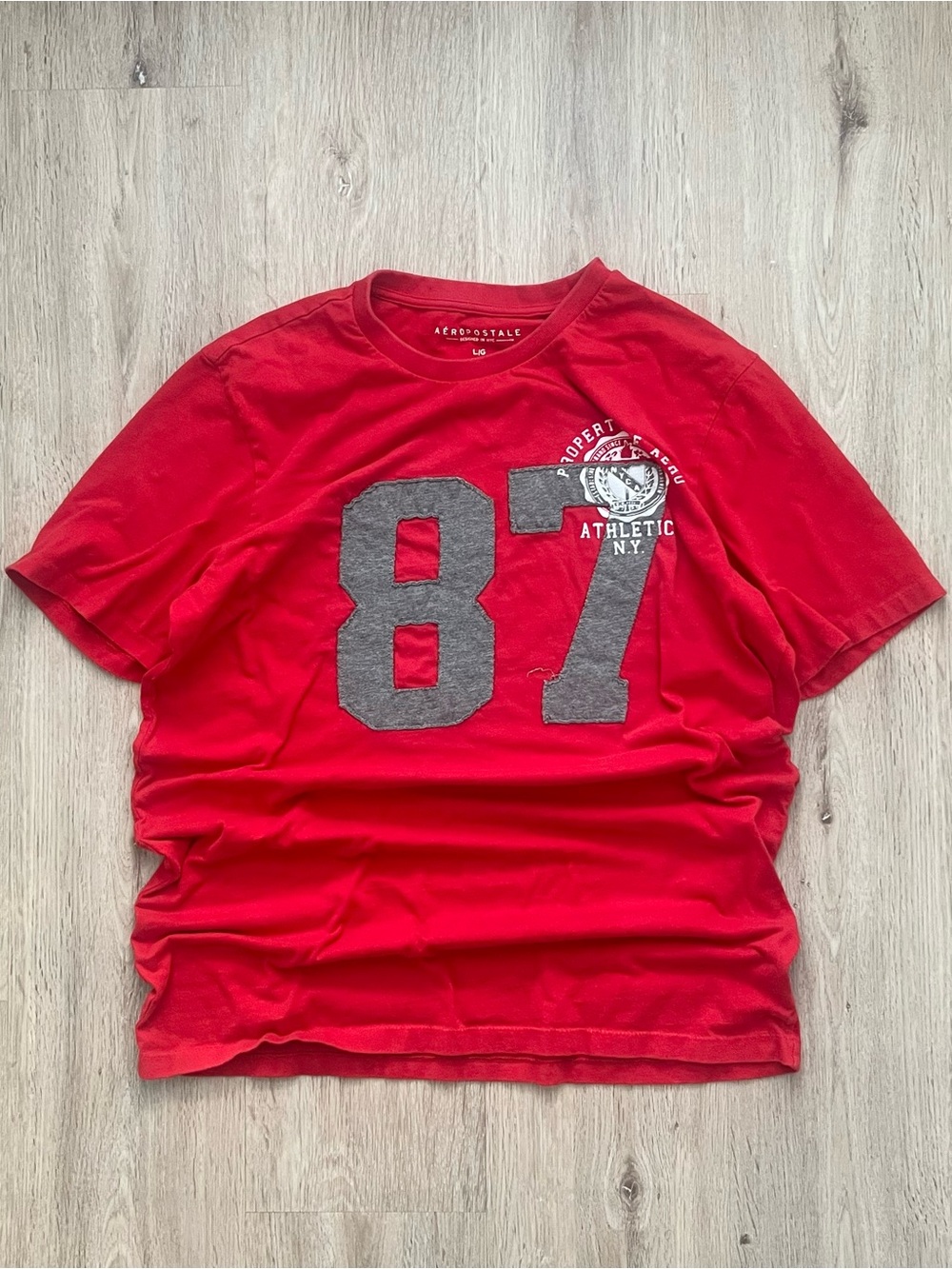 Vintage Y2K Aeropostale New York Embroidered T-Shirt Men Large Red Preppy Grunge